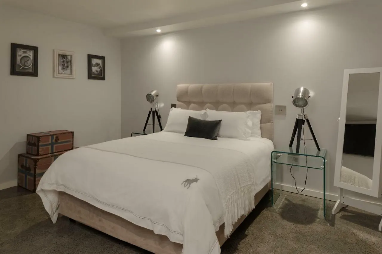 Konukevi Element House Bakoven Otel Cape Town