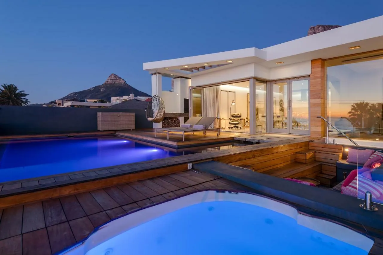 Konukevi Element House Bakoven Otel Cape Town
